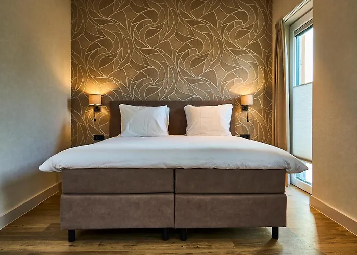 Eilandhotel Texel Otel 4*